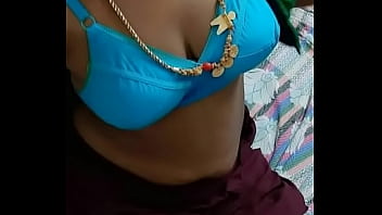 Filthy Tamil Aunty’s Lewd Phone Sex Chat