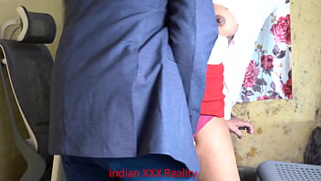 Desi Office Seduction: Indian Boss’s Wild Fuck Session