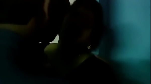 Tamil Hottie’s Steamy New Video