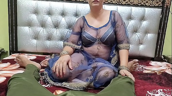 Indian Bhabhi Gives Devar A Deep Throat Blowjob And Takes It Up The Ass – Sizzling Hindi Audio