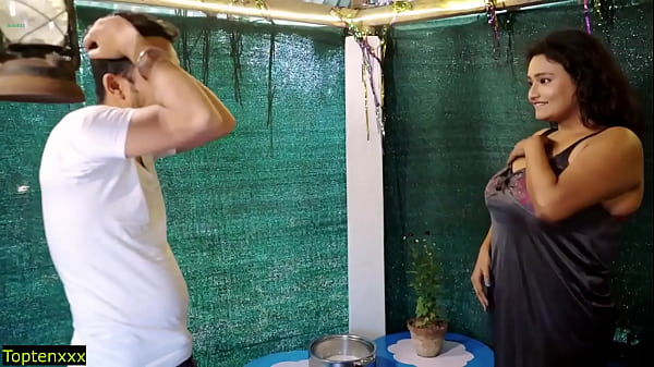 Busty Indian Bhabhi Unleashes Her Full Milk Jugs