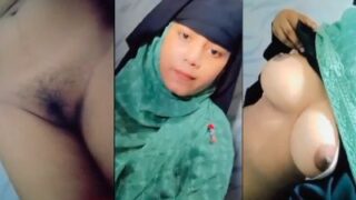 Busty Muslim Babe Films Her Own Steamy Bathroom Clip