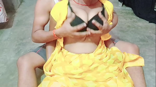 Desi Bhabhi Licks Her Devar’s Bengali Pussy