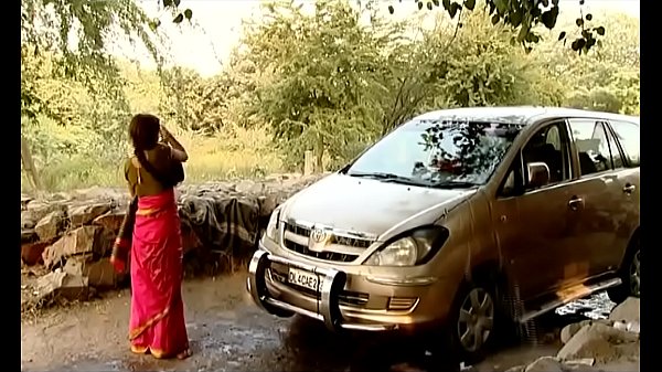 Indian Village Bhabhi’s Car Wash: A Steamy, Uncensored Affair You Can’t Miss