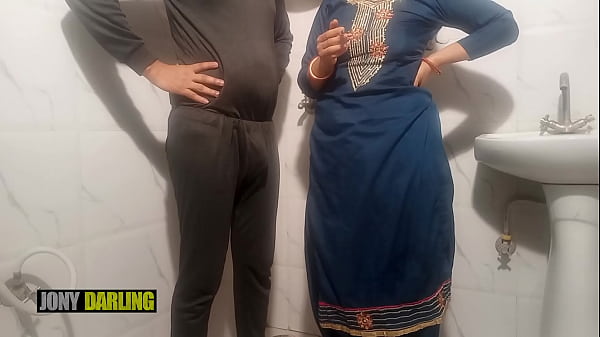 Punjabi Bhabhi Gets Ravaged By Bihari Lover In The Steamy Bathroom – Raw Desi Moans & Dirty Talk