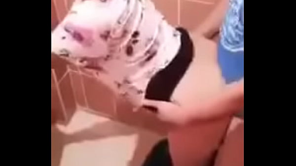 Desi Housewife Betrays Husband, Deepthroats Boyfriend’s Cock