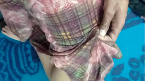 Desi Teen’s Tight Pussy Fucking