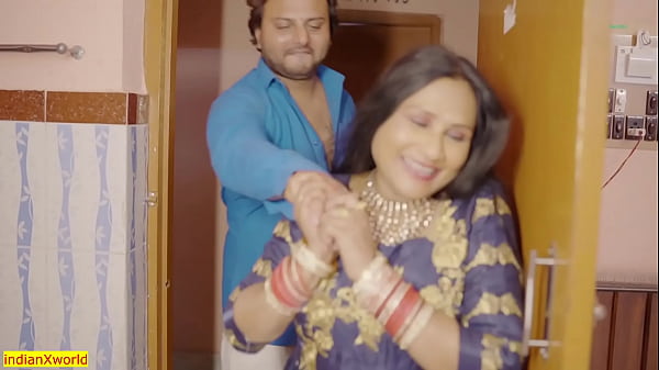 Sizzling Indian Bhabhi’s Steamy Affair With Her Devar