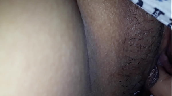 Desi Babe With Curves That’ll Drive You Wild