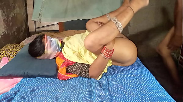 Indian Desi Stepsister’s Steamy Sex Tape