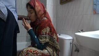 Hijabi Diplomat Swallows British Bbc In Pakistani Porno