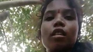 Rural Girlfriend Gets Nailed Outdoors By Boyfriend