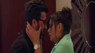 Sizzling Lip-lock With India’s Hottest Screen Goddess