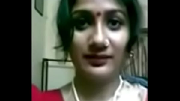Busty Bengali Housewife With Juicy Desi Melons