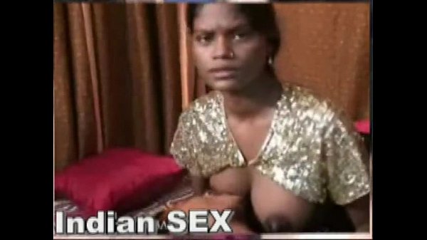 Bollywood Babes’ Seductive Dance: Hot Hindi Erotic Moves