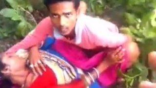 Desi Youth’s Wild Outdoor Rendezvous With A Seductive Companion
