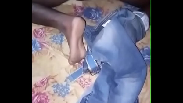 গ্রামের ছেলের সাথে যৌন মিলন