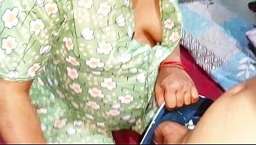 Indian Bhabhi Ki Tight Pussy Ki Chudai Ka Video With Clear Hindi Voice