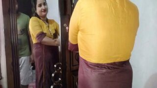 Bangla Sex Hd Video Of A Couple Getting Hot Before Stepping Out