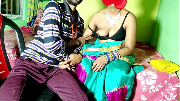 घर बुलाकर सहकर्मी टीचर के साथ जोरदार चुदाई, साफ हिंदी आवाज में मस्ती