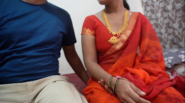 25 साल की कोमल टीचर ने अपने जवान स्टूडेंट के साथ किया गरमागरम सेक्स, सुनिए हिंदी ऑडियो