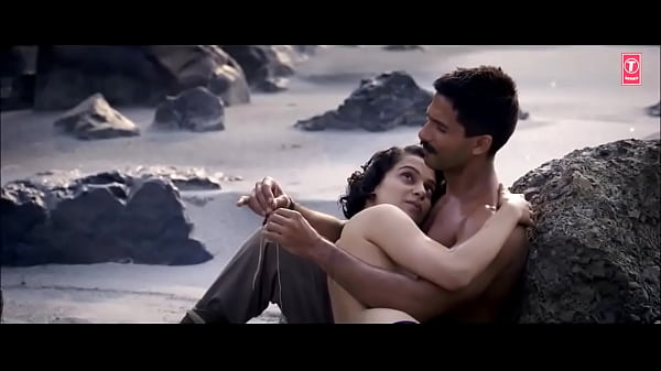 Kangana Ranaut Bares It All In A Steamy Topless Scene That Leaves Nothing To The Imagination.