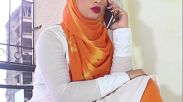 Salma, That Naughty Muslim Girl, Getting Fucked By Her Friend With Dirty Hindi Moans