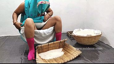 Indian Desi Village Girl’s Raw Lust In The Fields